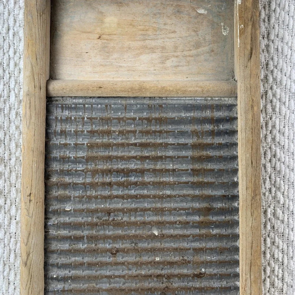 Vintage Washboard Wooden Laundry Farmhouse Wall Hanger Decor Possibly Antique?‎